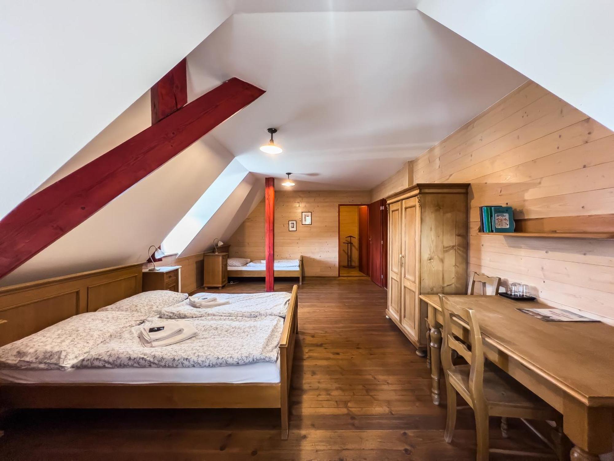 Pivovarsky Hotel Dalesice Eksteriør billede